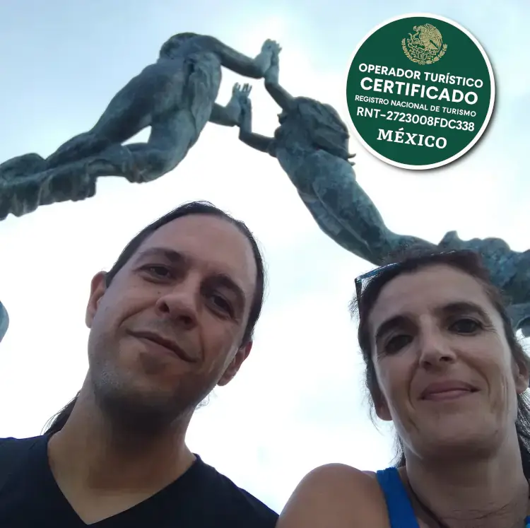 Rui e Joana em Playa del Carmen. Estamos disponíveis para vos proporcionar as melhores viagens pelo mundo e excursões imperdíveis na Riviera Maya - México